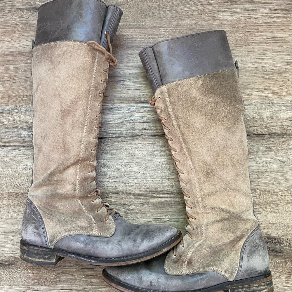 Suede/leather lace up boots